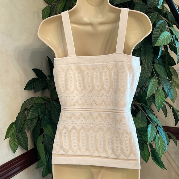 WHBM CREAM SWEATER TANK - Picture 6 of 8